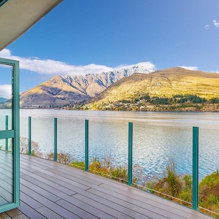 Huge Lakefront Delight - Queenstown Holiday Home Buitenkant foto